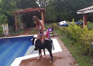 Hot bitch enjoys a refreshing dip before fucking a black beast